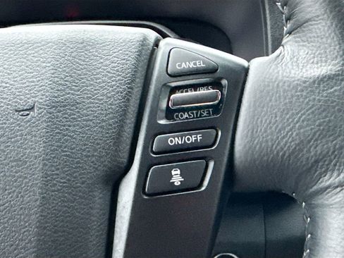 Used 2024 Nissan Frontier SV w/ SV Convenience Package image 11