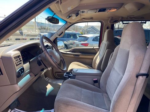 Used 2002 Ford Excursion XLT RWD image 9