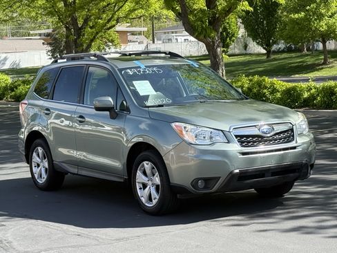 Used 2016 Subaru Forester 2.5i Limited AWD/4WD image 2