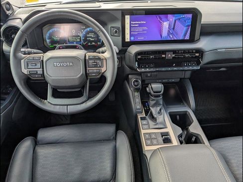 Used 2024 Toyota Land Cruiser image 9