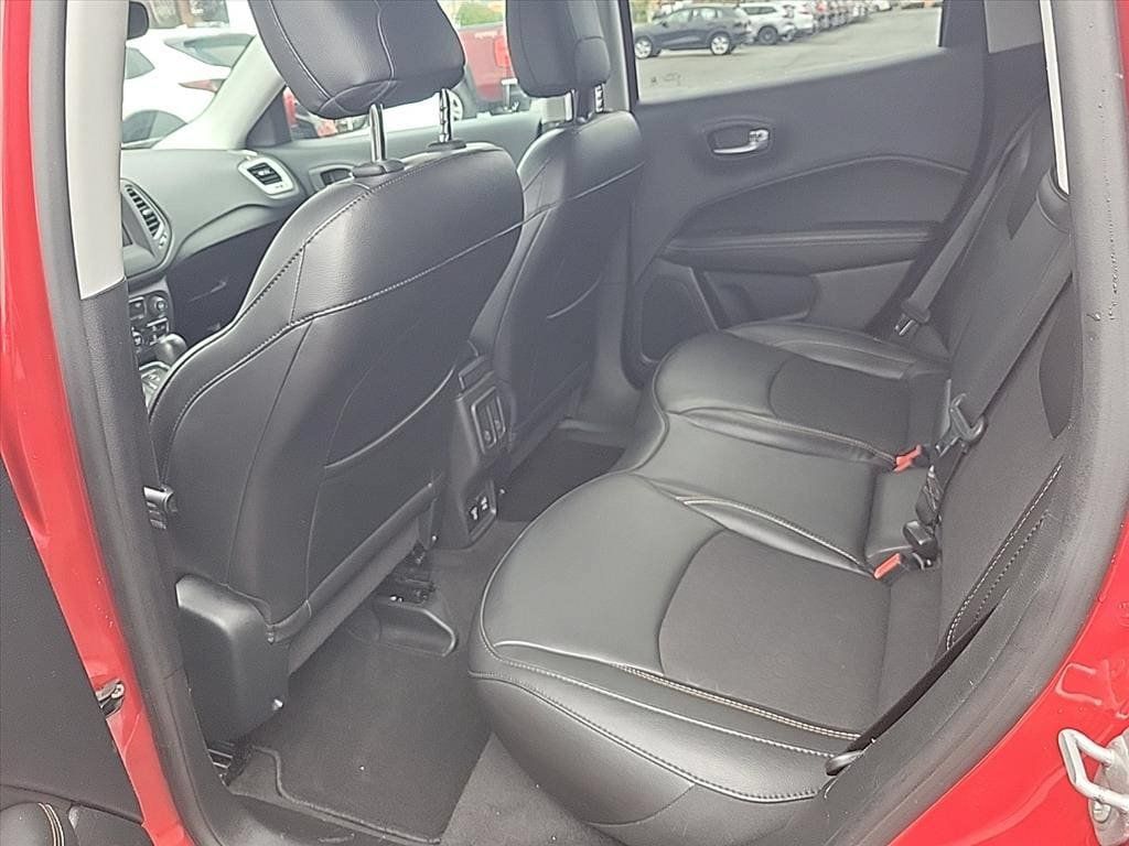 Used 2019 Jeep Compass Latitude AWD/4WD image 15