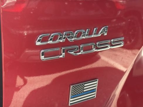Used 2024 Toyota Corolla Cross LE AWD/4WD image 10