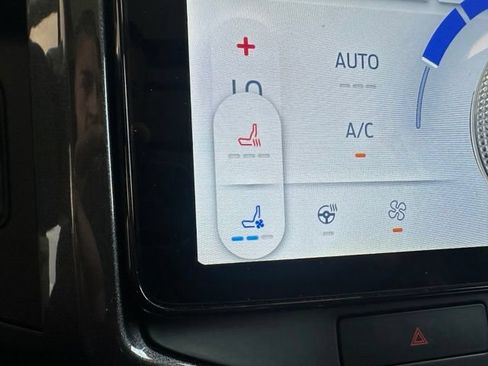 Used 2023 Ford Expedition Max Limited RWD image 23