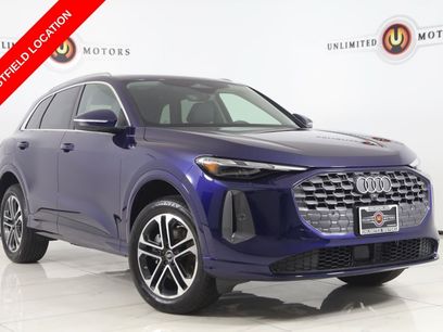 Used 2025 Audi Q5 Premium w/ Convenience Package