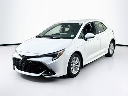 Used 2024 Toyota Corolla SE image 1