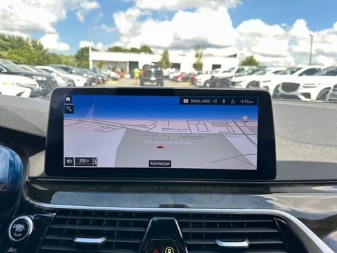 Used 2021 BMW 530i w/ Premium Package RWD image 21