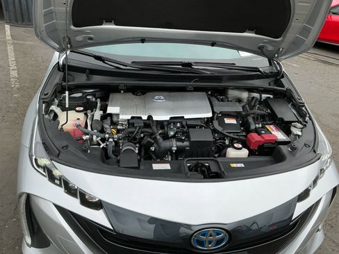 Used 2020 Toyota Prius Prime LE image 22