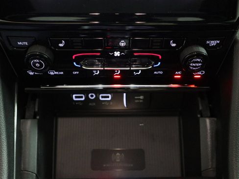 New 2025 Jeep Grand Cherokee L Altitude image 28