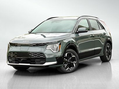 New 2025 Kia Niro Wind w/ Wind Preserve Package