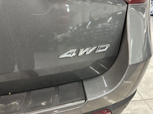 Used 2023 Ford Explorer XLT w/ Equipment Group 202A image 7