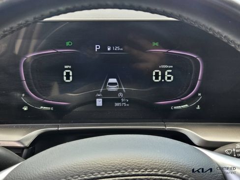 Certified 2023 Kia Telluride S w/ S Sunroof Package AWD/4WD image 25