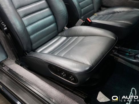 Used 1989 Porsche 911 Carrera RWD image 21