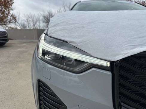 New 2026 Volvo XC60 B5 Ultra w/ Climate Package image 10