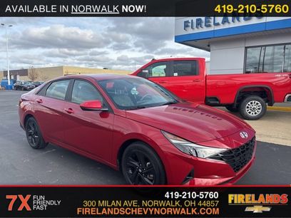 Used 2023 Hyundai Elantra SEL