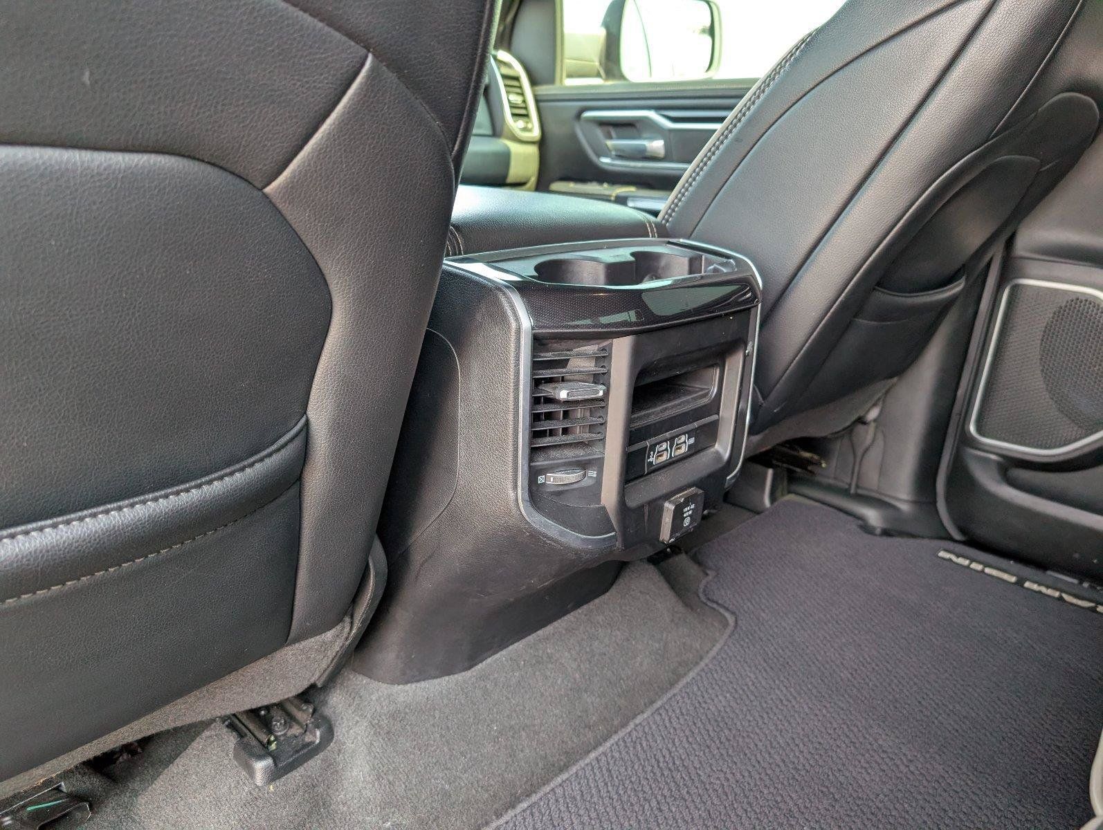 Used 2020 RAM 1500 Laramie w/ Sport Appearance Package AWD/4WD image 34