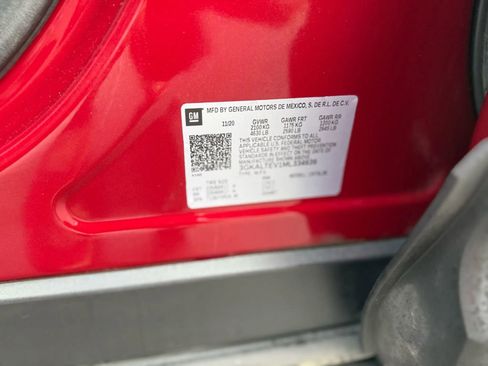 Used 2021 GMC Terrain SLE w/ Driver Convenience Package image 32