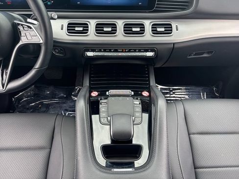 Used 2025 Mercedes-Benz GLE 350 4MATIC image 19