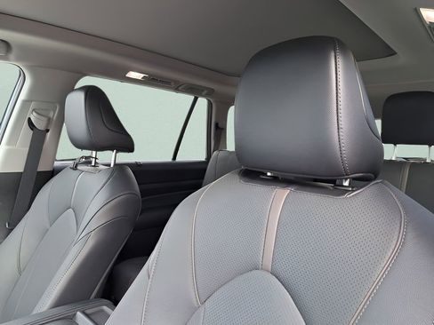 Certified 2024 Toyota Grand Highlander Platinum image 18