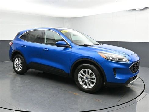 Used 2021 Ford Escape SE image 3