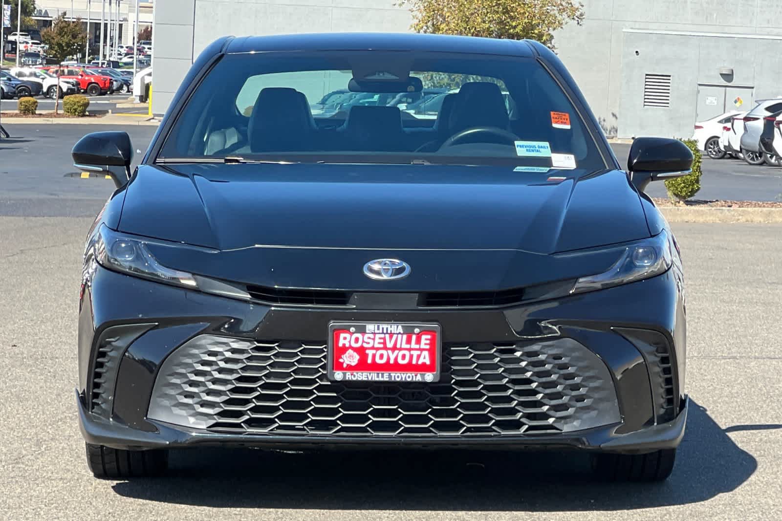 Certified 2025 Toyota Camry SE FWD image 10