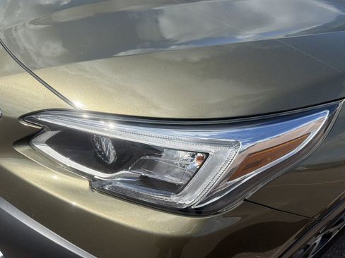 Used 2020 Subaru Outback Limited w/ Popular Package #2 AWD/4WD image 16