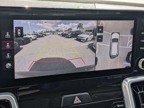 Used 2021 Kia Sorento SX image 23