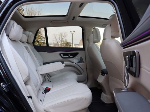 Used 2023 Mercedes-Benz EQS 450+ 4MATIC SUV image 18