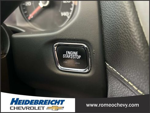 Used 2019 GMC Acadia SLE w/ Driver Alert Package I FWD image 28