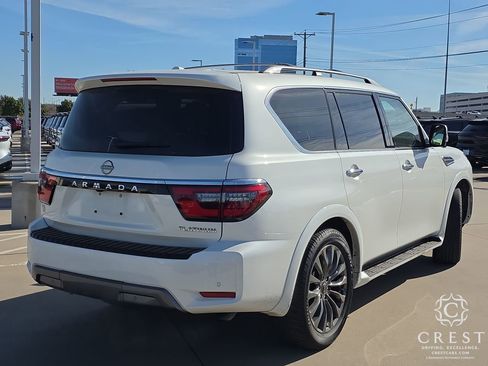 Used 2024 Nissan Armada Platinum w/ Captain's Chairs Package image 6