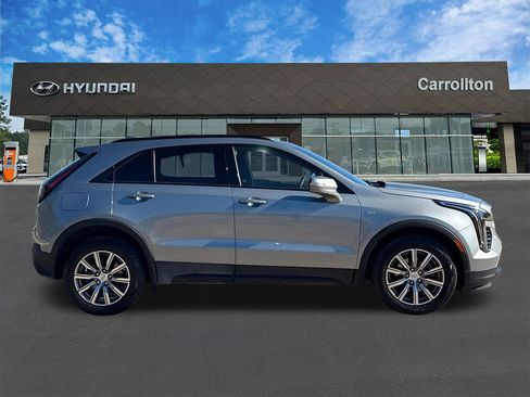 Used 2023 Cadillac XT4 Sport image 4