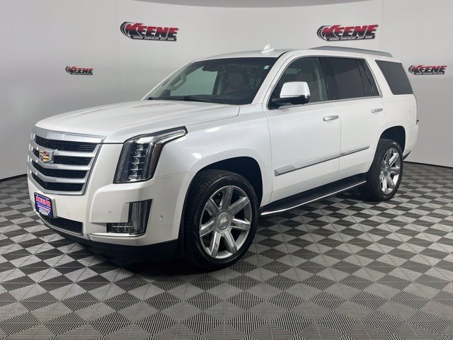 Used 2018 Cadillac Escalade Luxury AWD/4WD image 5