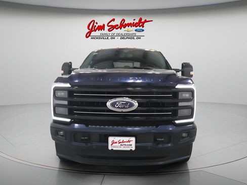 Used 2025 Ford F250 Platinum AWD/4WD image 4