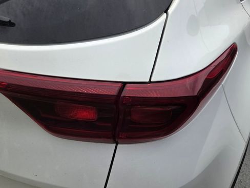 Used 2021 Kia Sportage LX FWD image 8