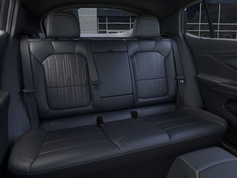 New 2025 Buick Envista Avenir image 17