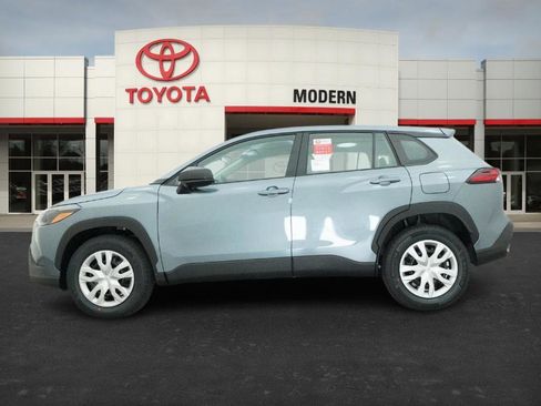 New 2026 Toyota Corolla Cross L image 9