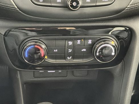 Used 2023 Buick Encore GX Preferred image 21