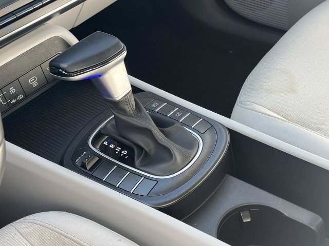 Certified 2025 Hyundai Kona SEL FWD image 32