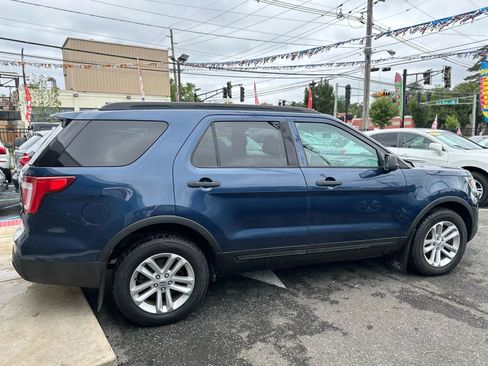 Used 2017 Ford Explorer 4WD image 4