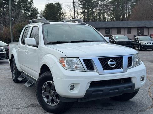 Used 2017 Nissan Frontier PRO-4X w/ Pro-4x Luxury Package image 1