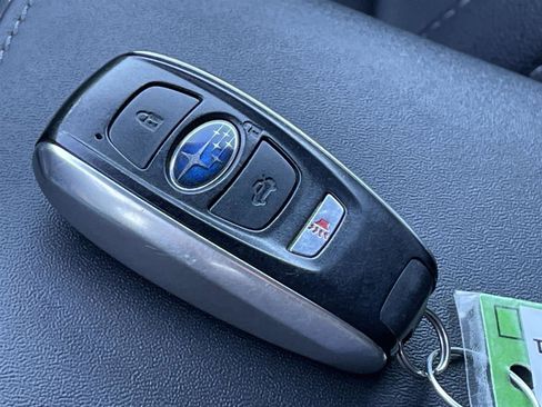 Certified 2023 Subaru Outback Limited image 33