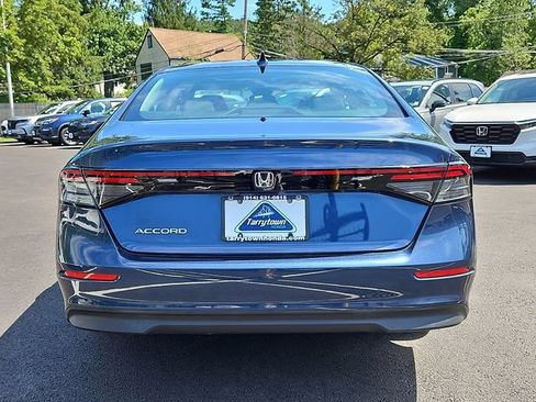 Certified 2023 Honda Accord EX image 5