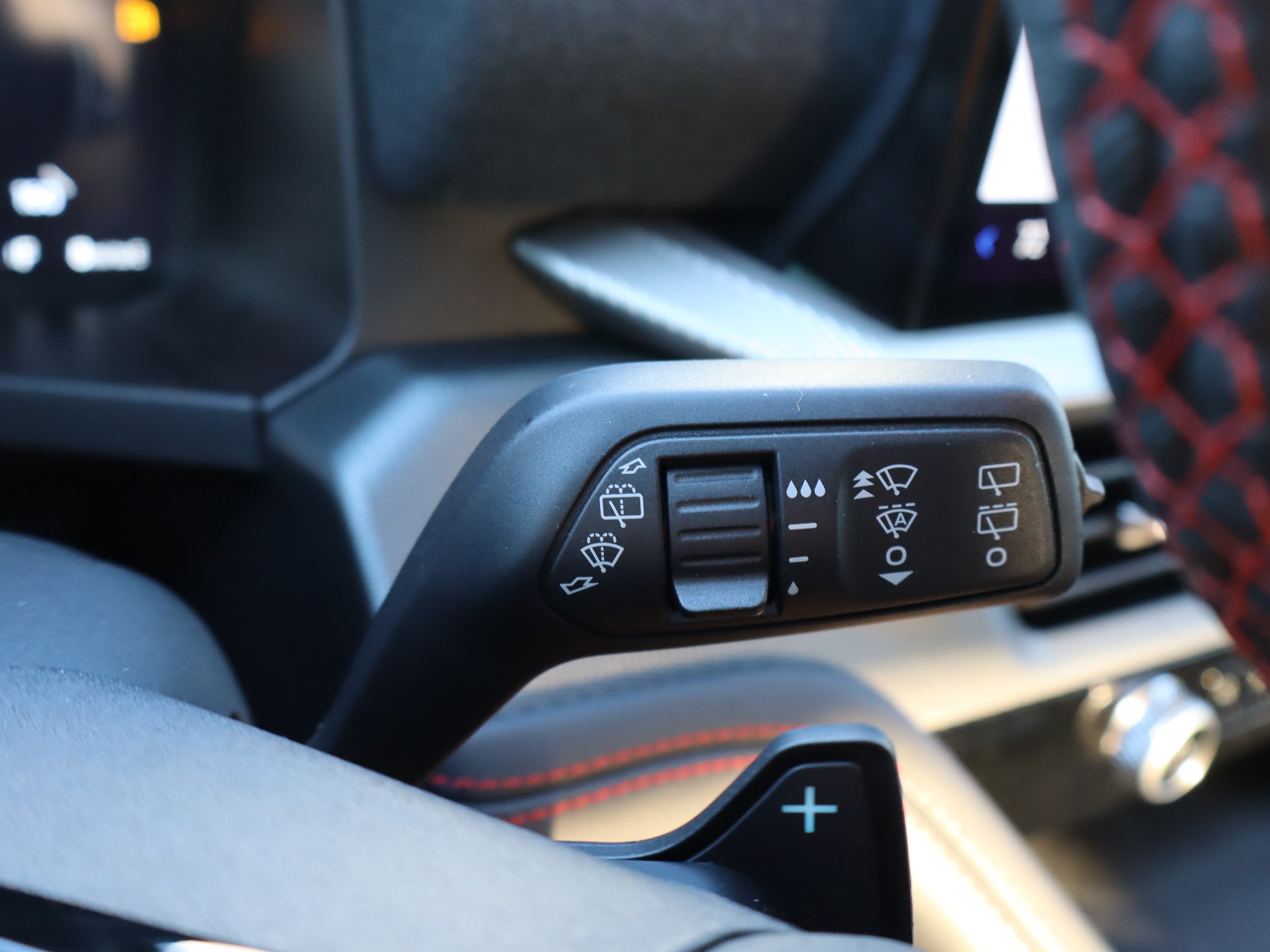 Used 2026 Ford Explorer ST AWD/4WD image 24