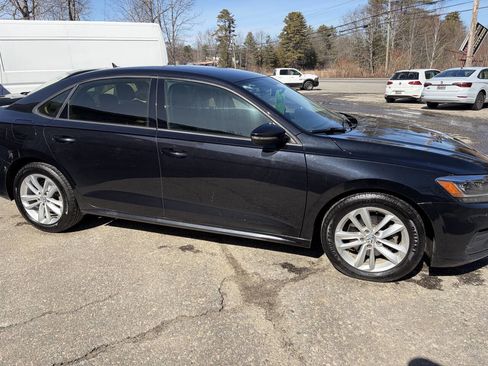Used 2020 Volkswagen Passat 2.0T S image 4