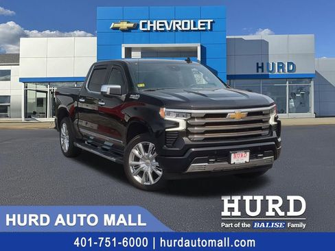 Certified 2022 Chevrolet Silverado 1500 High Country w/ High Country Premium Package AWD/4WD image 1