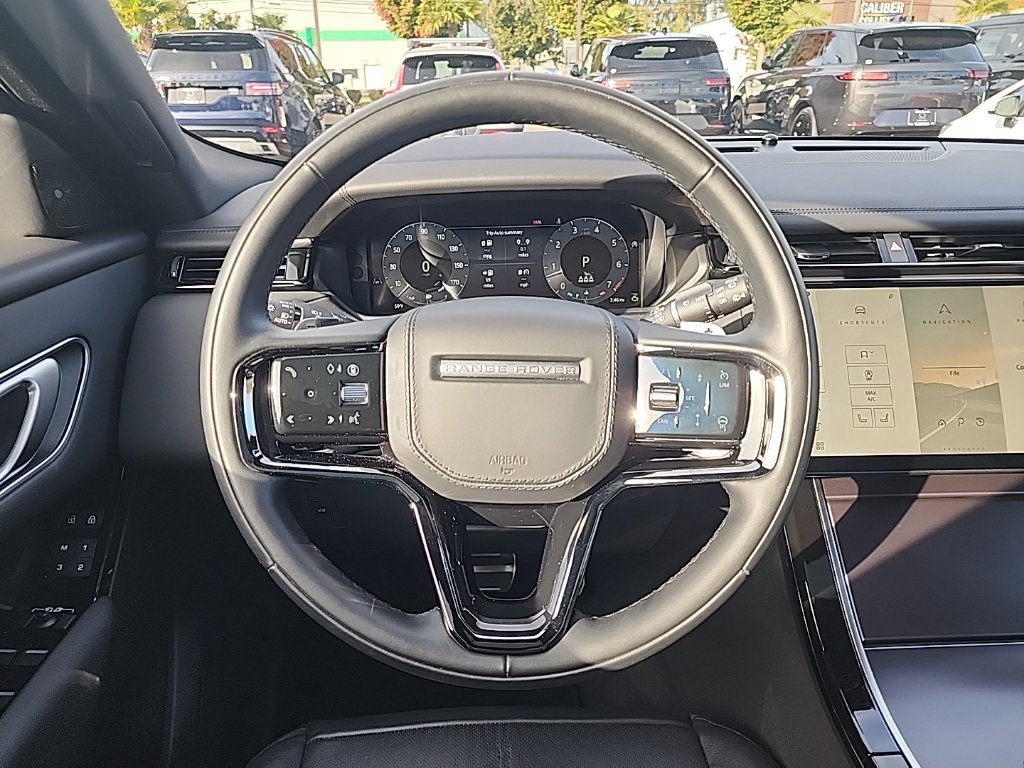 Certified 2026 Land Rover Range Rover Velar Dynamic SE AWD/4WD image 24
