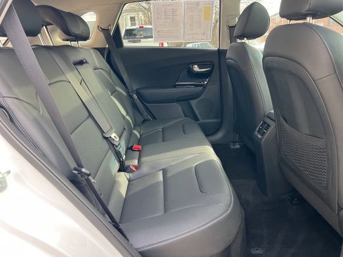 Certified 2020 Kia Niro EX Premium image 24