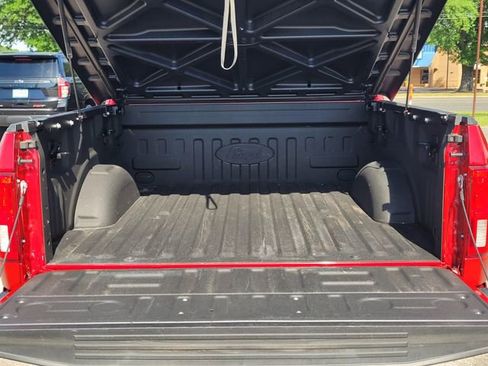 Used 2020 Ford F150 Lariat RWD image 10