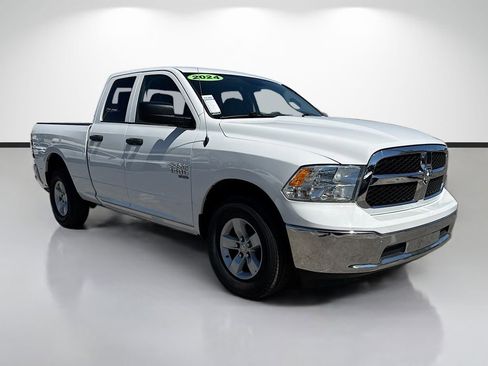 Used 2024 RAM 1500 Classic SLT AWD/4WD image 1