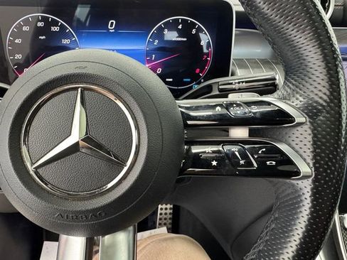 Used 2023 Mercedes-Benz GLC 300 image 23