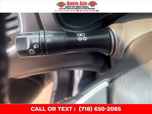 Used 2020 Nissan Pathfinder SL AWD/4WD image 21